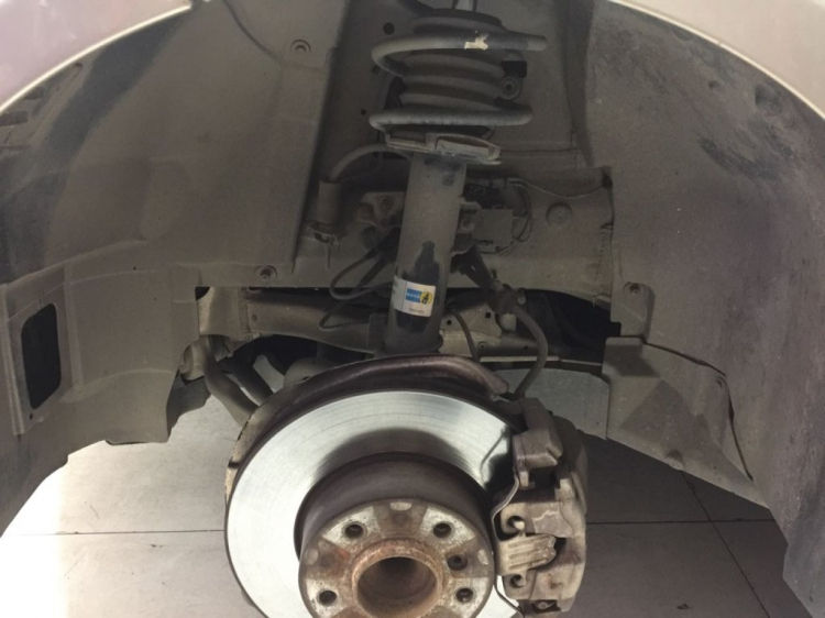 E90 320i - một năm nhìn lại chi phí bảo dưỡng E90 320i - một năm nhìn lại chi phí bảo dưỡng