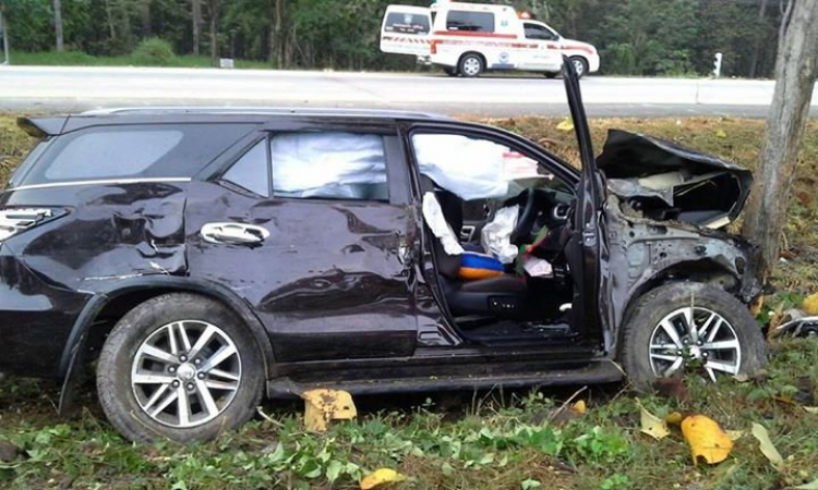Fortuner mới đối đầu Everest mới Fortuner mới đối đầu Everest mới