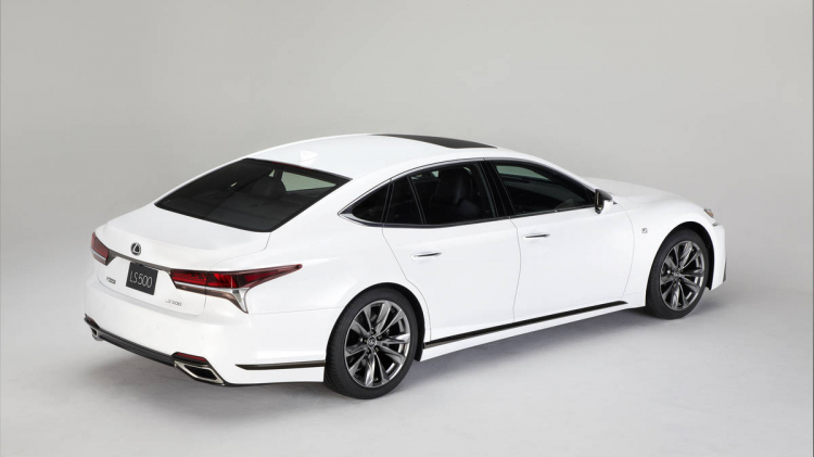 Chi tiết Lexus LS 500 F Sport 2018 tại New York