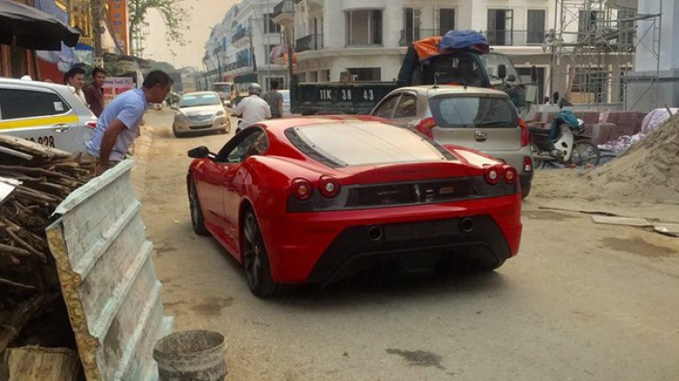 Ferrari F430 Scuderia xuất hiện tại Tuyên Quang