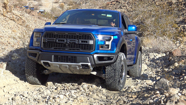 Ford F 150 Raptor 2017 sắp cập bến Việt Nam