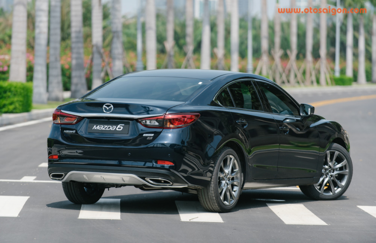 Đánh giá Mazda 6 nâng cấp facelift 2017: xuất sắc trong tầm giá Đánh giá Mazda 6 nâng cấp facelift 2017: xuất sắc trong tầm giá