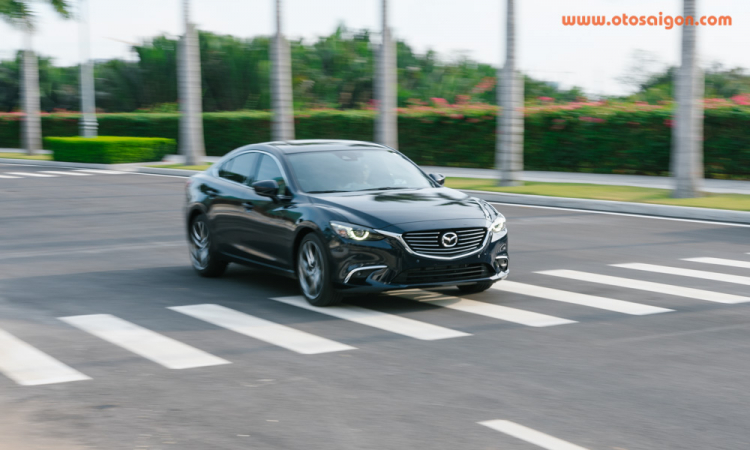 Đánh giá Mazda 6 nâng cấp facelift 2017: xuất sắc trong tầm giá