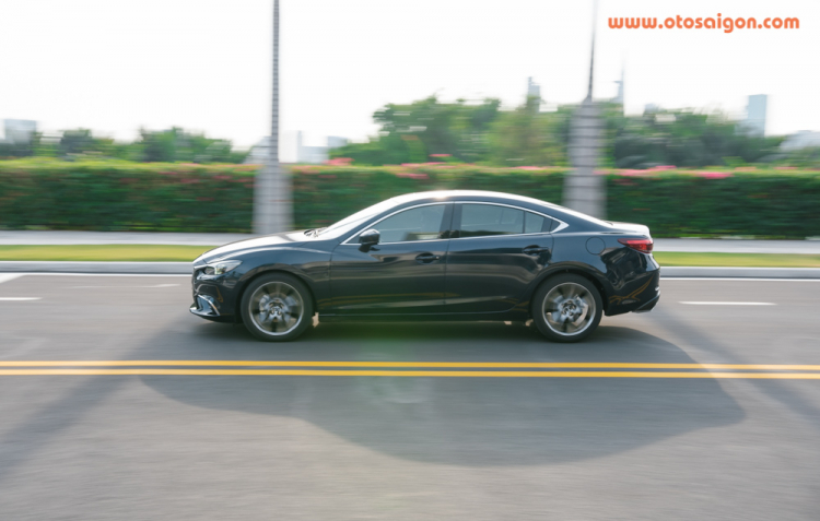 Đánh giá Mazda 6 nâng cấp facelift 2017: xuất sắc trong tầm giá Đánh giá Mazda 6 nâng cấp facelift 2017: xuất sắc trong tầm giá