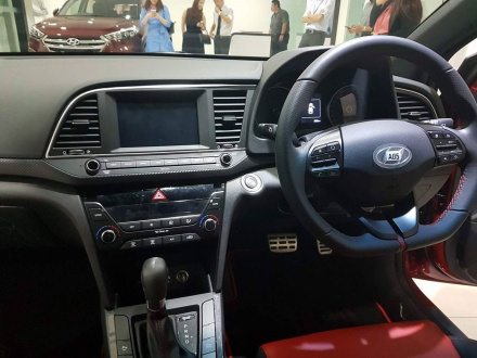 Hyundai-Elantra-by-DBG-05.jpg