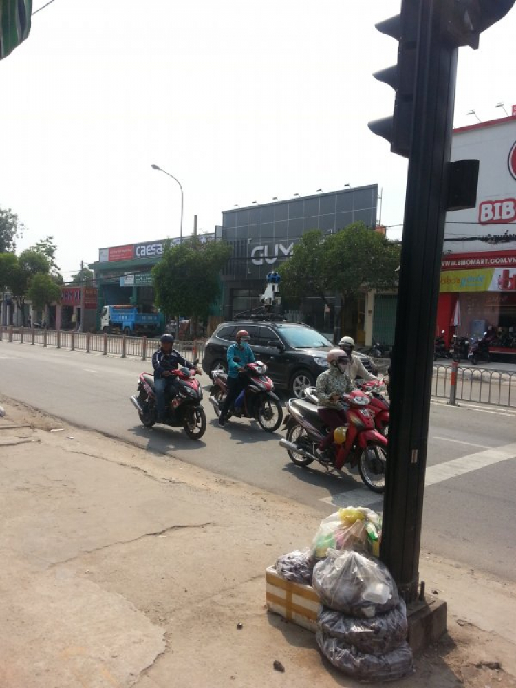 Xe này đang làm gì???
