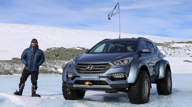 Hyundai SantaFe máy dầu vượt qua thử thách Châu Nam Cực