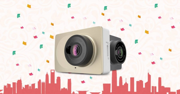 em muốn gắn camera hành trình xin tư vấn giúp em