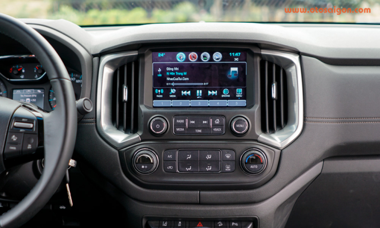 Đánh giá Chevrolet Colorado 2017: Nhiều thay đổi ấn tượng Đánh giá Chevrolet Colorado 2017: Nhiều thay đổi ấn tượng