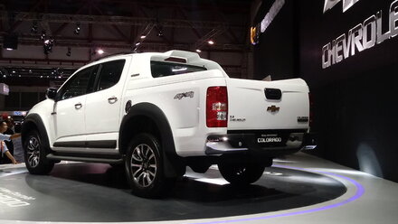 20170427212107-2-chevrolet-all-new-colorado-001-yoga-tri-priyanto.jpg