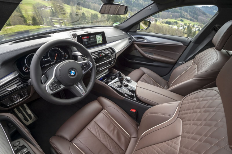 BMW M550d - máy dầu cho tín đồ tốc độ