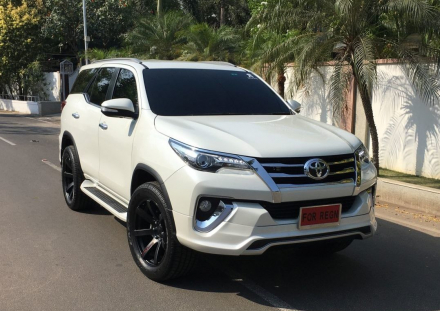 06-07_Toyota_RAV-4.jpg