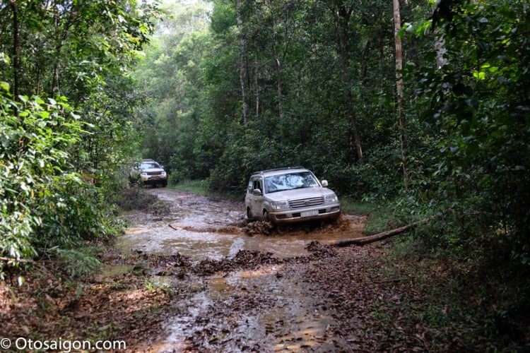 [2017] Ảnh hành trình off road đầu mưa trên cung đường đến thác 7 tầng