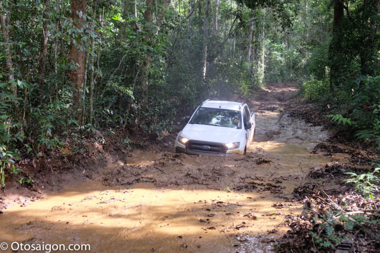 [2017] Ảnh hành trình off road đầu mưa trên cung đường đến thác 7 tầng