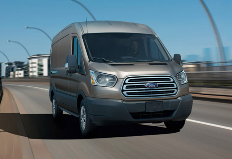 Ford ra mắt Transit hoàn toàn mới có giá khởi điểm 29.565 $