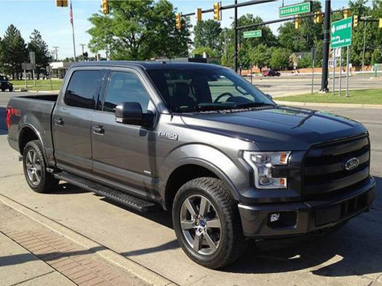 Ford F-150 thế hệ mới xuất hiện trên đường phố