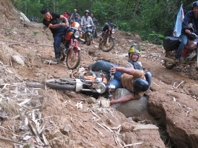 [Offroad 2 bánh] K'Tường - Tam Bố: Mưa, dốc lầy, lạnh, kiệt sức...