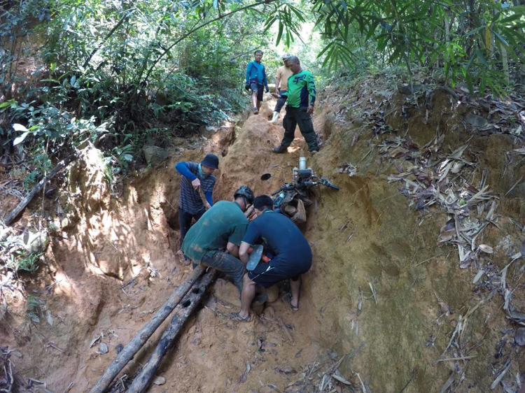 [Offroad 2 bánh] K'Tường - Tam Bố: Mưa, dốc lầy, lạnh, kiệt sức...