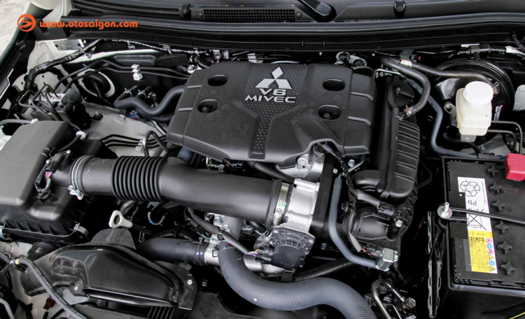 Đánh giá chi tiết Mitsubishi Pajero Sport 2017 tại Việt Nam (P.1 - Vận hành) Đánh giá chi tiết Mitsubishi Pajero Sport 2017 tại Việt Nam (P.1 - Vận hành)