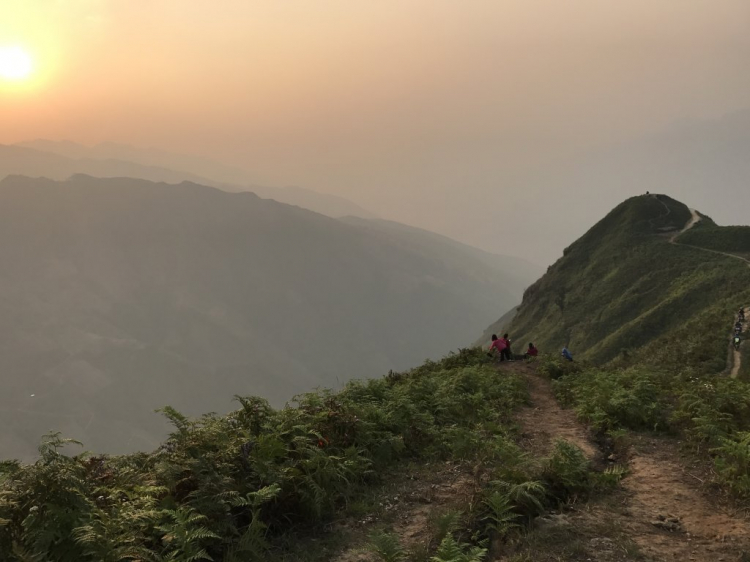 Phượt Tà Xùa tìm S.O.Ser Dũng Ngỗng (Trần Việt Dũng -Ngong Hankang)