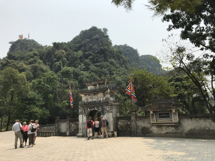 Phượt Tà Xùa tìm S.O.Ser Dũng Ngỗng (Trần Việt Dũng -Ngong Hankang) Phượt Tà Xùa tìm S.O.Ser Dũng Ngỗng (Trần Việt Dũng -Ngong Hankang)