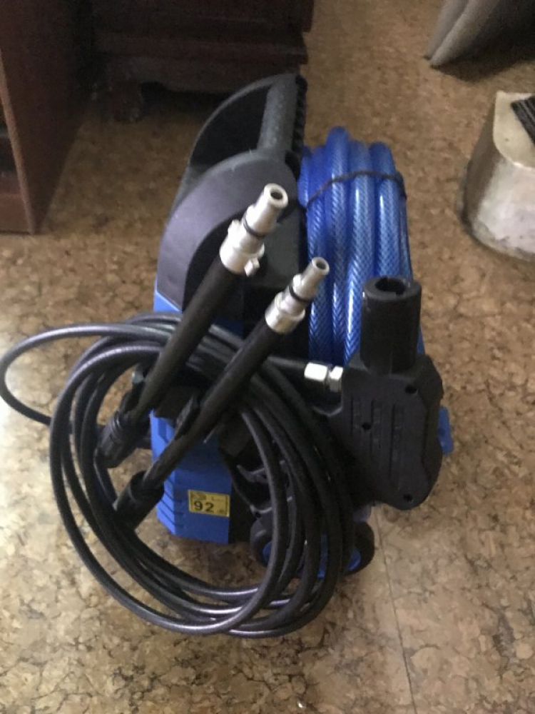 nhờ các bác tư vấn mua may rửa xe cao áp gia đình nhờ các bác tư vấn mua may rửa xe cao áp gia đình