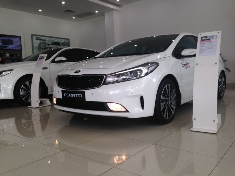 Hình ảnh phiên bản Kia Cerato "Sit-ngây-thơ" Signature Edition.