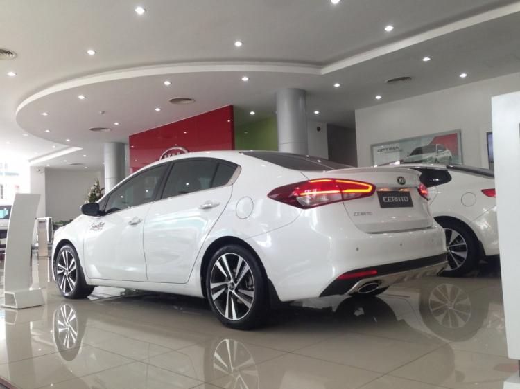 Hình ảnh phiên bản Kia Cerato "Sit-ngây-thơ" Signature Edition.