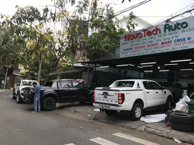Ford Ranger bất ngờ đứng đầu thị trường Việt Nam trong tháng 4/2017 Ford Ranger bất ngờ đứng đầu thị trường Việt Nam trong tháng 4/2017