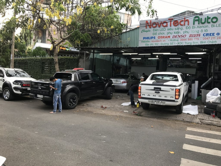 Ford Ranger bất ngờ đứng đầu thị trường Việt Nam trong tháng 4/2017 Ford Ranger bất ngờ đứng đầu thị trường Việt Nam trong tháng 4/2017