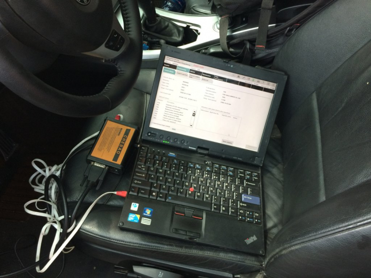 Bon chen chơi E90. Bon chen chơi E90.