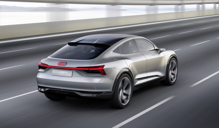 Audi E-Tron Sportback sẽ có mặt trên thị trường vào năm 2019