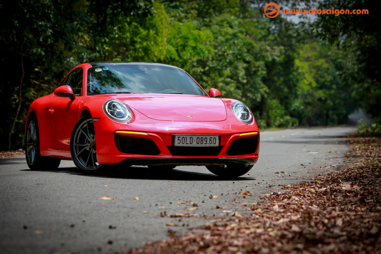 Porsche 911 Carrera 2017: Trải nghiệm đáng giá 8 tỷ đồng Porsche 911 Carrera 2017: Trải nghiệm đáng giá 8 tỷ đồng