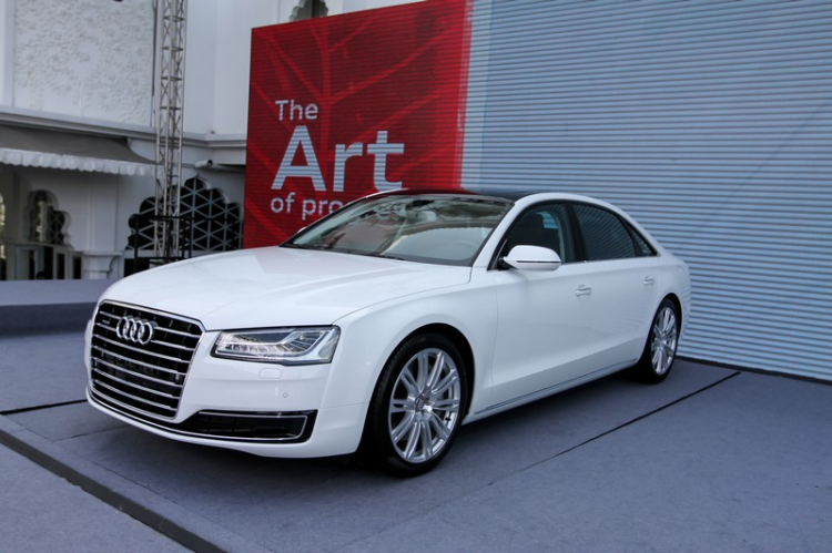 Audi A8L 2014 có giá từ 4,4 tỷ đồng tại Việt Nam