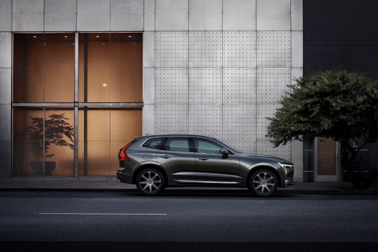 Volvo XC60 2018 báo giá từ 41.500 USD tại Mỹ