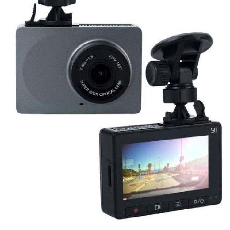 Nhờ tư vấn mua camera hành trình ạ.