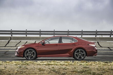 2018-Toyota-Camry-XSE-V-6-side-profile.jpg