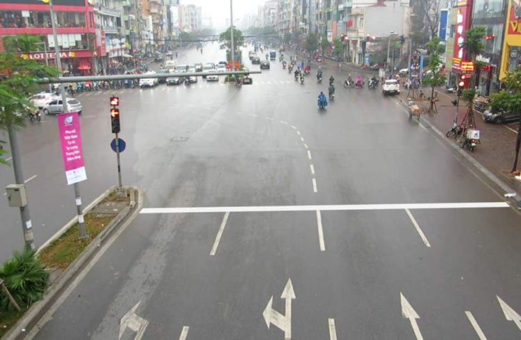 Luật GT: Có được quay đầu khi đèn rẽ trái đang đỏ