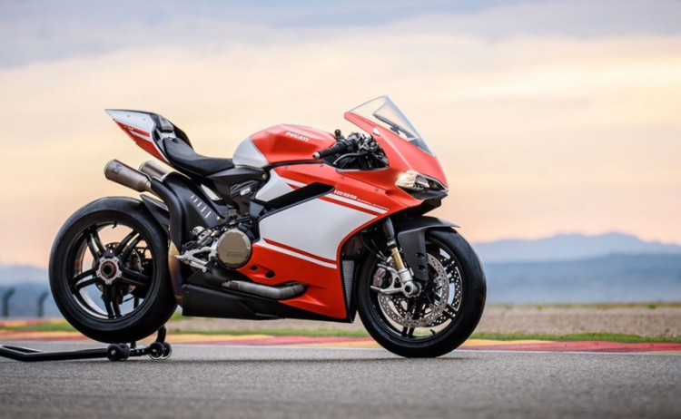 Ducati 1299 Superleggera giá hơn 2 tỷ "cháy hàng"