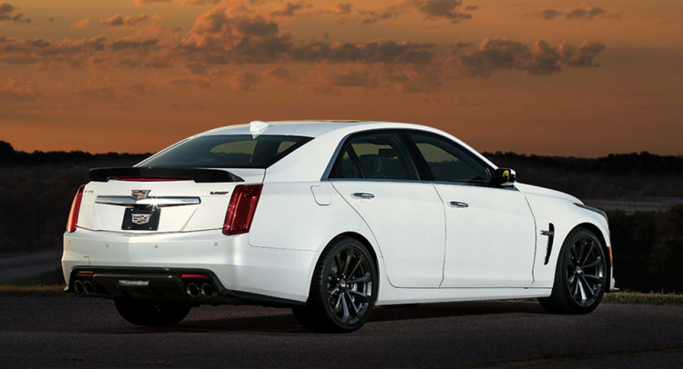 Cadillac giới thiệu CTS-V phiên bản Carbon Black