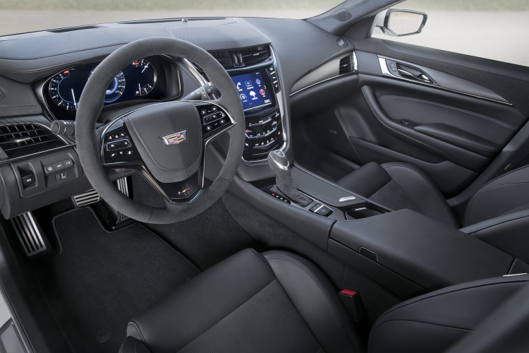 Cadillac giới thiệu CTS-V phiên bản Carbon Black
