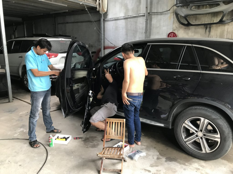 Mua hàng OEM Mercedes và tự Code