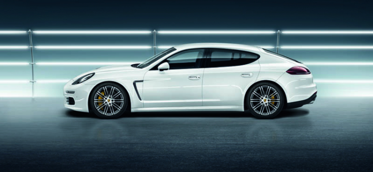 Porsche Việt Nam ưu đãi phụ kiện chính hãng Panamera từ 16.06.2014 đến 31.07.2014