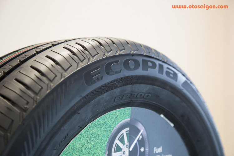 Đánh giá nhanh lốp tiết kiệm Bridgestone Ecopia EP300