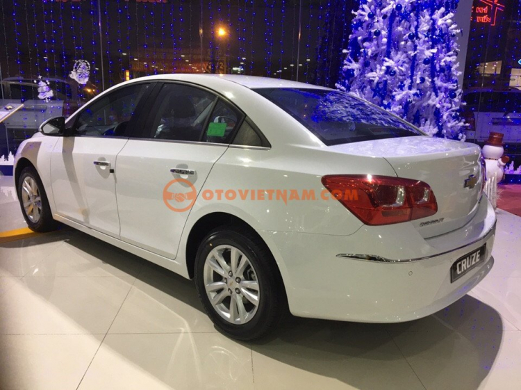 Đưa trước 15% nhận ngay xe Chevrolet Cruze LT 2017