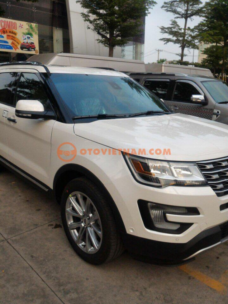 Explorer 2.3L Ecoboost nhập khẩu nguyên chiếc mới