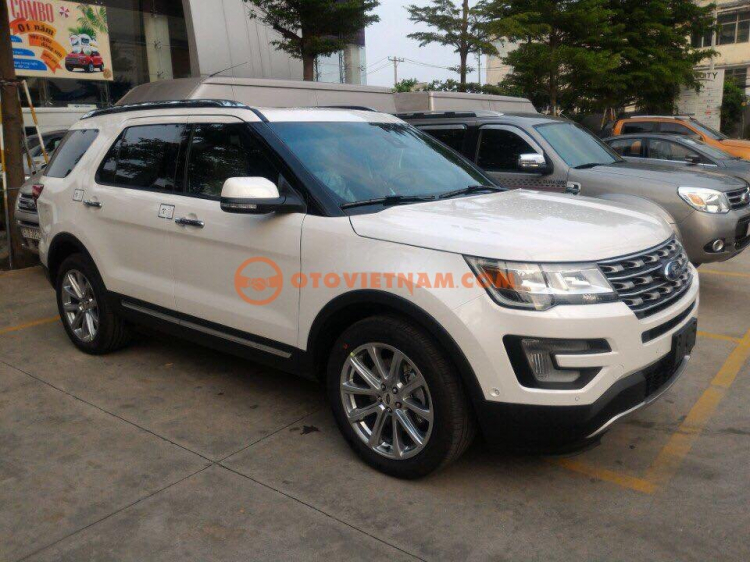 Explorer 2.3L Ecoboost nhập khẩu nguyên chiếc mới