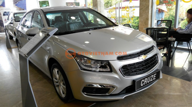 Cruze số tự động KM đến 60tr, vay đến 90%