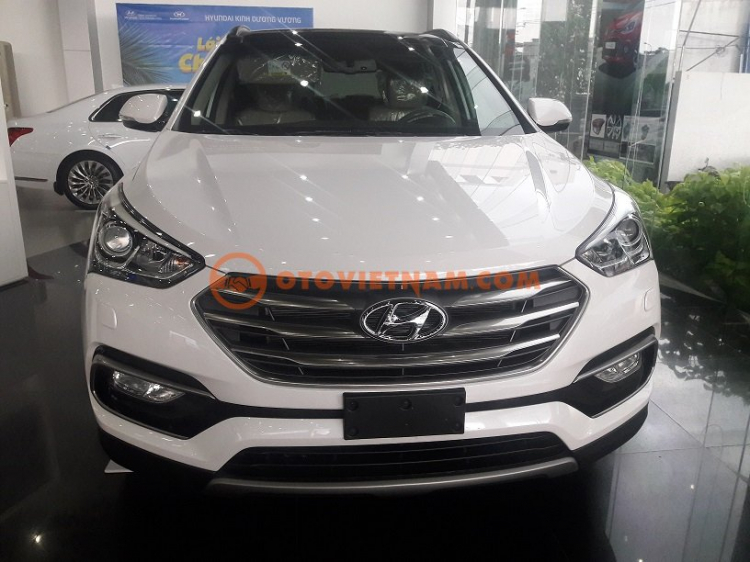 Hyundai Santafe 2017 2.4 AT 7 chổ Giá Hấp Dẫn