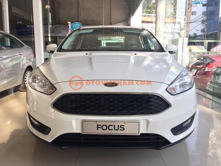 Ford Focus Ecoboost, Nhiều khuyến mãi trong 5/2017